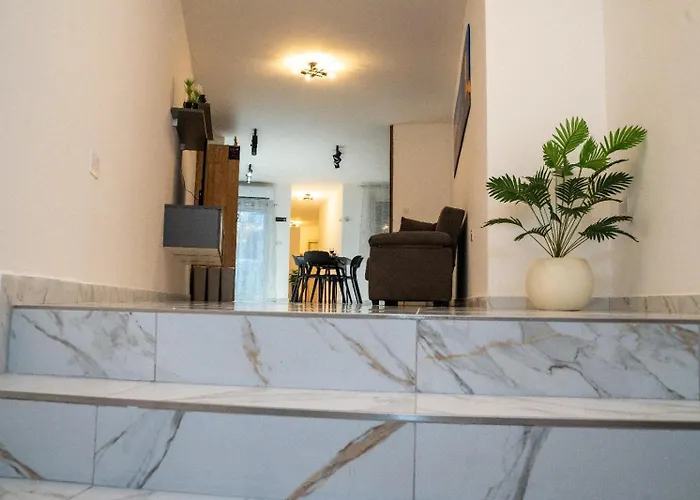 Fomm Ir-rih Homestay *